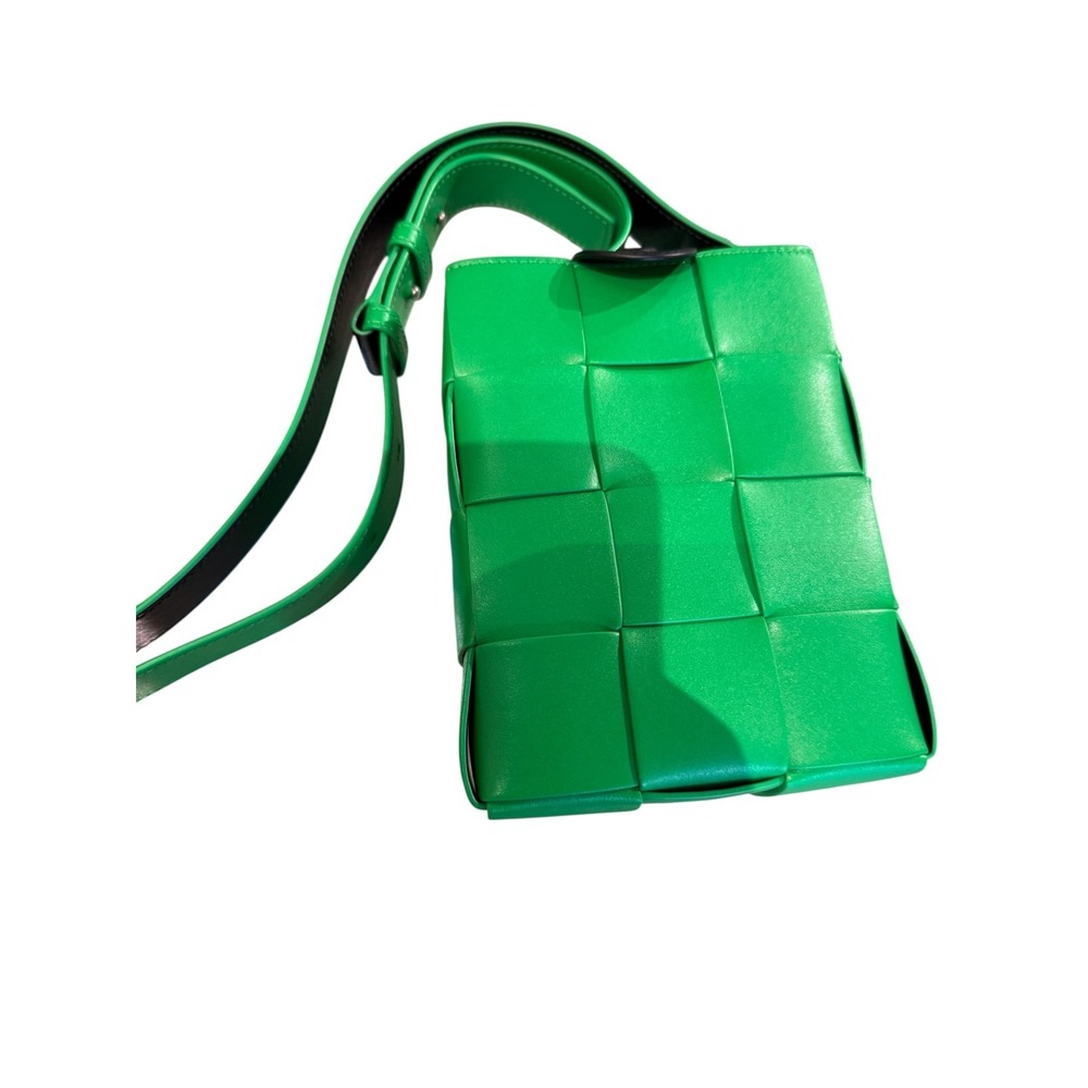Bottega Veneta Cassette Crossbody Bag Green Black Intrecciato Leather NWT - Picture 3 of 12